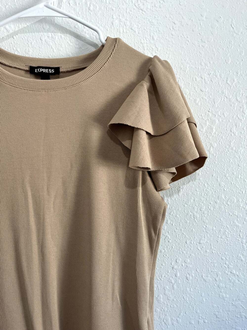 Express Tan Ribbed Flutter-Sleeve Bodysuit (NW/OT)
